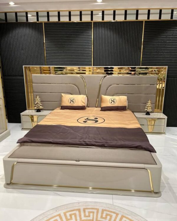 Beautiful poshish bed