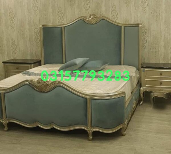 Blue theme bed